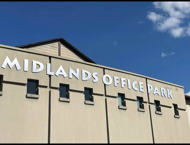 BUSINESS PROPERTY TO RENT IN MIDSTREAM ESTATE